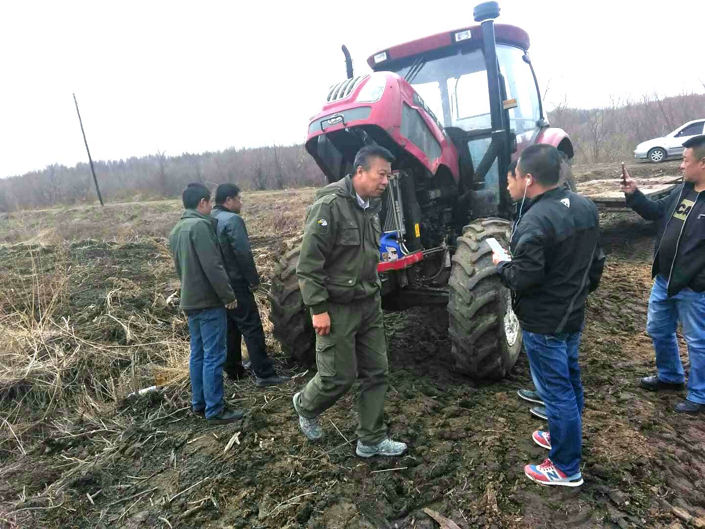 提供技术服务　实现全程机械化